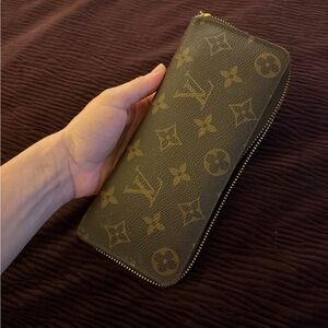 Louis Vuitton Brown Monogram Zip Wallet